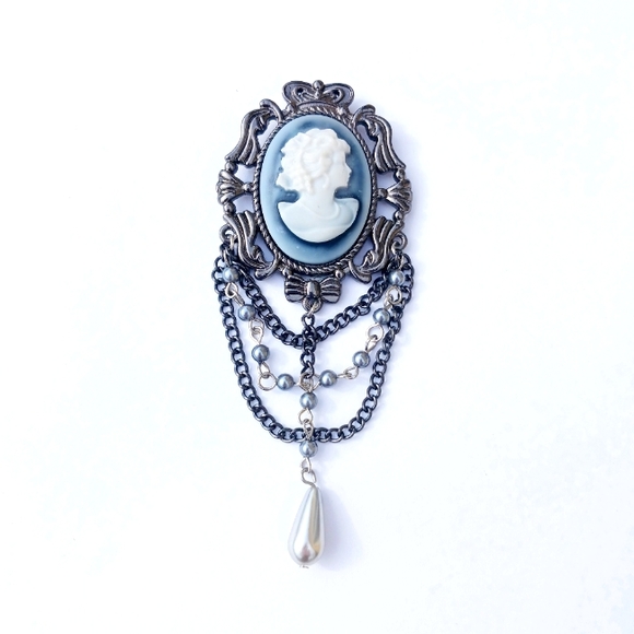 COSTUME FAUX CAMEO PENDANT blue gray - Picture 1 of 6